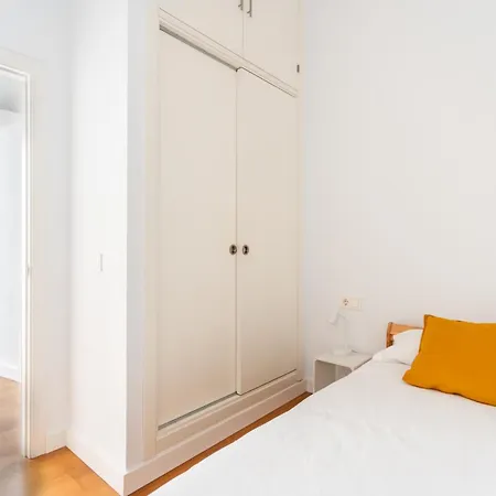 アパート Sagasta 1750 By Time *